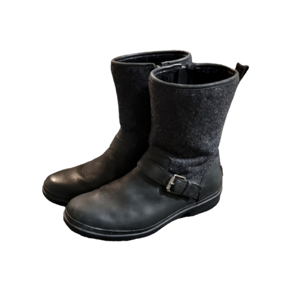 UGG Robbie Waterproof boots size 8 - Picture 3 of 8